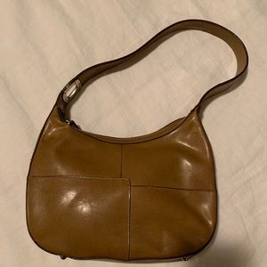 Sold 🩷 Tan shoulder bag